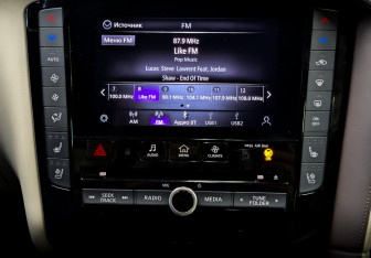 Подержанный автомобиль Infiniti QX50 2021 года (15 фото)