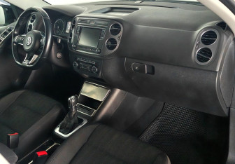 Подержанный автомобиль Volkswagen Tiguan 2012 года (10 фото)