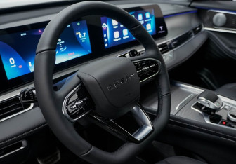 Подержанный автомобиль Chery Tiggo 8 Pro Max 2023 года (12 фото)