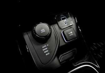 Подержанный автомобиль Jeep Compass 2018 года (29 фото)