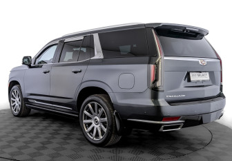 Подержанный автомобиль Cadillac Escalade Suv 2021 года (7 фото)