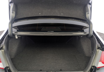 Подержанный автомобиль Honda Civic Sedan 2008 года (10 фото)