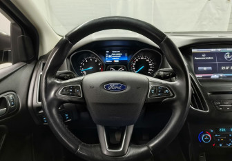 Подержанный автомобиль Ford Focus Wagon 2016 года (14 фото)