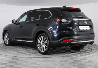 Подержанный автомобиль Mazda CX-9 2021 года (7 фото)