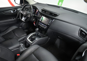Подержанный автомобиль Nissan Qashqai 2019 года (9 фото)