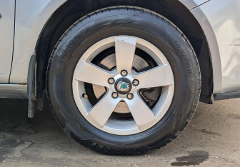 Подержанный автомобиль Skoda Roomster 2009 года (14 фото)