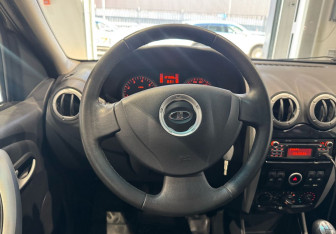 Подержанный автомобиль LADA (ВАЗ) Largus Wagon 2012 года (15 фото)