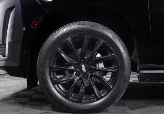 Подержанный автомобиль Cadillac Escalade Suv 2022 года (34 фото)