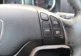Подержанный автомобиль Honda CR-V 2008 года (16 фото)