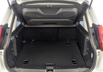 Подержанный автомобиль LADA (ВАЗ) XRAY 2018 года (10 фото)