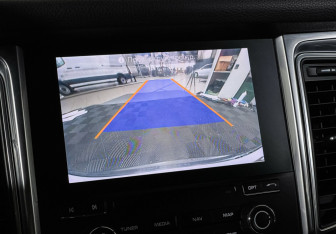 Подержанный автомобиль Porsche Macan 2018 года (17 фото)