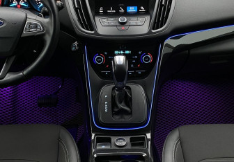 Подержанный автомобиль Ford Kuga 2018 года (13 фото)