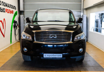Подержанный автомобиль Infiniti QX80 2014 года (2 фото)