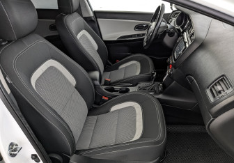 Подержанный автомобиль Kia Ceed Wagon 2018 года (24 фото)
