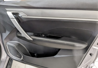 Подержанный автомобиль Geely Coolray 2022 года (23 фото)