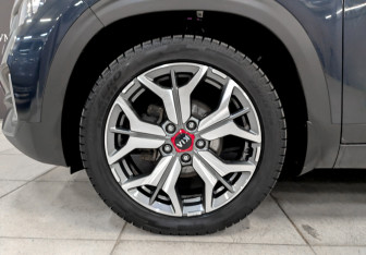 Подержанный автомобиль Kia Seltos 2021 года (18 фото)