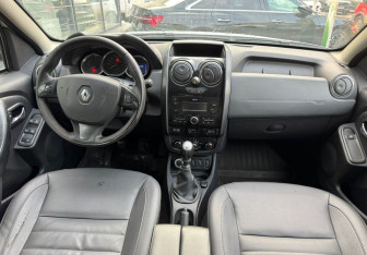 Подержанный автомобиль Renault Duster 2018 года (9 фото)