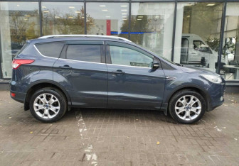 Подержанный автомобиль Ford Kuga 2014 года (4 фото)