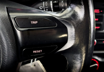 Подержанный автомобиль Kia Rio Hatchback 2021 года (27 фото)