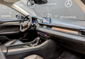 Подержанный автомобиль Mazda 6 Sedan 2020 года (11 фото)