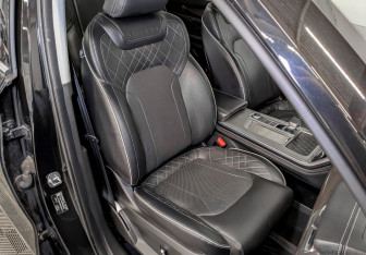 Подержанный автомобиль Exeed VX 2022 года (24 фото)