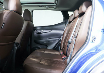 Подержанный автомобиль Nissan Qashqai 2020 года (24 фото)