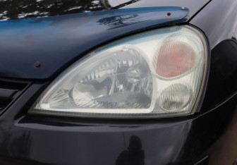 Подержанный автомобиль Suzuki Liana Sedan 2006 года (23 фото)