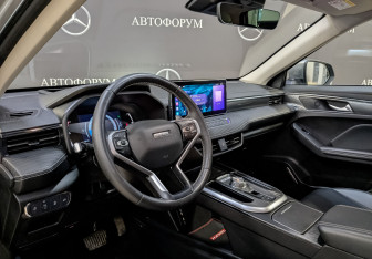 Подержанный автомобиль Haval Jolion 2022 года (15 фото)