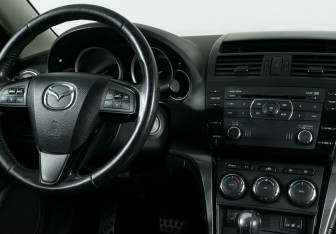 Подержанный автомобиль Mazda 6 Sedan 2012 года (6 фото)