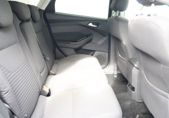Подержанный автомобиль Ford Focus Wagon 2016 года (21 фото)