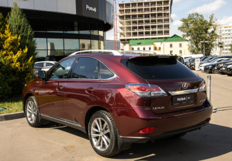 Подержанный автомобиль Lexus RX 2015 года (5 фото)