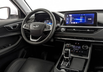 Подержанный автомобиль Chery Tiggo 8 2023 года (14 фото)