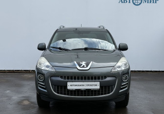 Подержанный автомобиль Peugeot 4007 2010 года (2 фото)