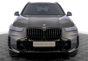 Подержанный автомобиль BMW X5 2024 года (2 фото)