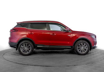 Подержанный автомобиль Geely Atlas Pro 2024 года (4 фото)