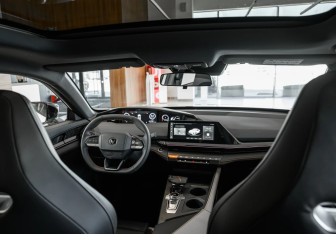 Новый Changan UNI-V 2024 (8 фото)