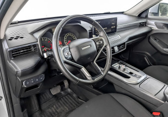 Подержанный автомобиль Haval Jolion 2022 года (16 фото)