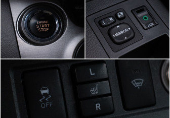 Подержанный автомобиль Toyota RAV4 2010 года (17 фото)