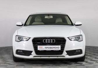 Подержанный автомобиль Audi A5 Liftback 2015 года (2 фото)