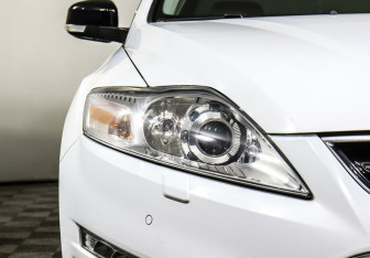 Подержанный автомобиль Ford Mondeo Sedan 2012 года (5 фото)