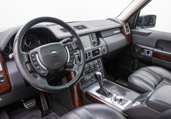 Подержанный автомобиль Land Rover Range Rover 2007 года (9 фото)