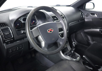 Подержанный автомобиль Geely Emgrand EC7 Sedan 2014 года (7 фото)