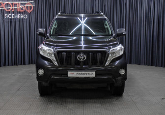 Подержанный автомобиль Toyota Land Cruiser Prado 2016 года (2 фото)