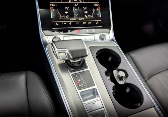 Подержанный автомобиль Audi A6 Sedan 2020 года (28 фото)