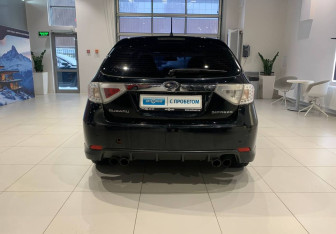 Подержанный автомобиль Subaru Impreza Hatchback 2007 года (5 фото)