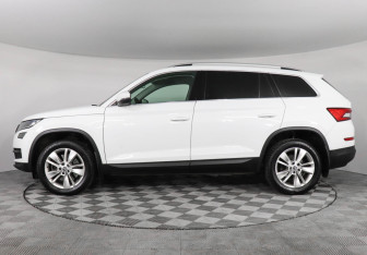 Подержанный автомобиль Skoda Kodiaq 2020 года (8 фото)