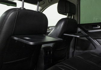 Подержанный автомобиль Volkswagen Tiguan 2011 года (17 фото)