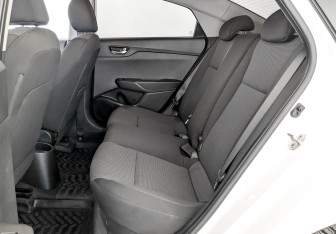 Подержанный автомобиль Hyundai Solaris Sedan 2021 года (12 фото)