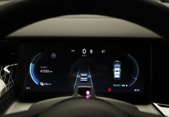 Подержанный автомобиль Zeekr 009 2023 года (20 фото)