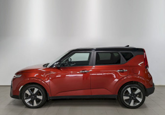 Подержанный автомобиль Kia Soul 2022 года (8 фото)